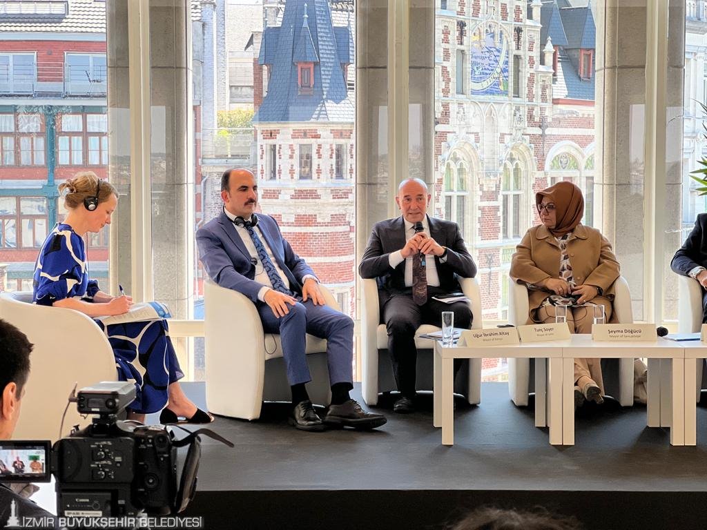 Başkan Soyer’den Brüksel’de uluslararası dayanışmanın önemine vurgu