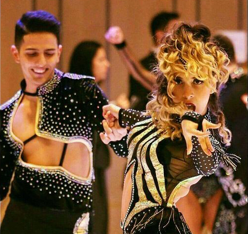 YüRüYEBiLiRSENiZ DANSTA EDEBiLiRSiNiZ