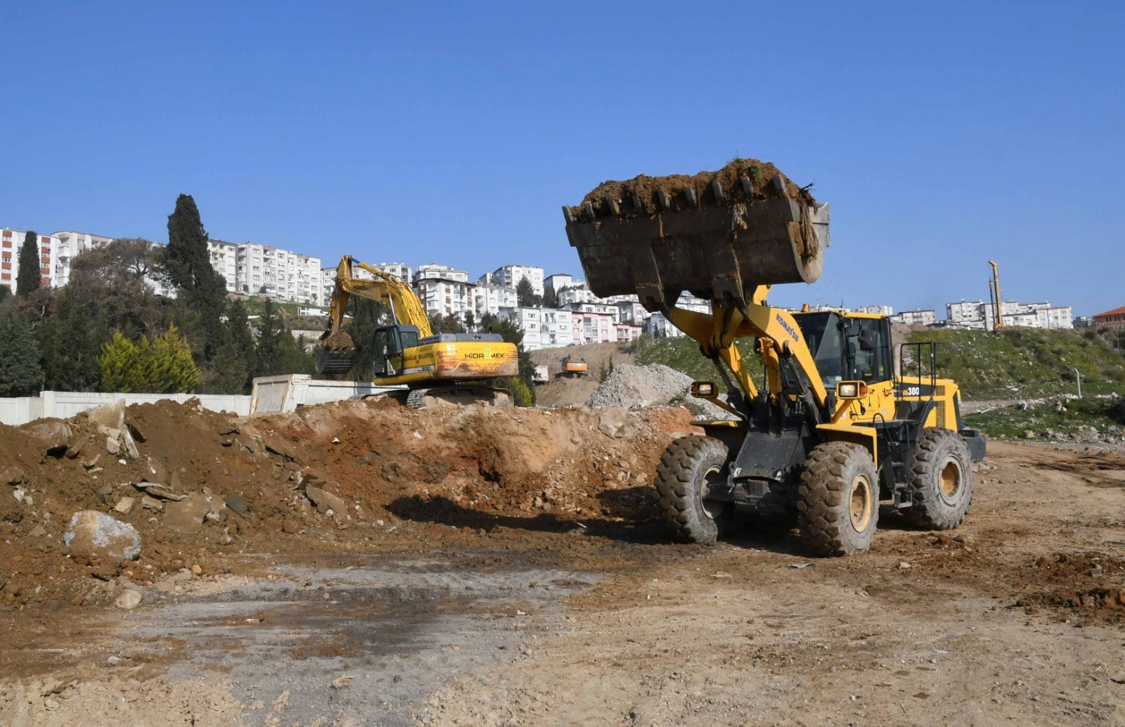 Karabağlar'da ortak temizlik hareketı