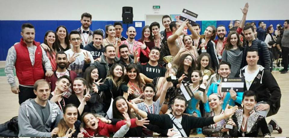 YüRüYEBiLiRSENiZ DANSTA EDEBiLiRSiNiZ