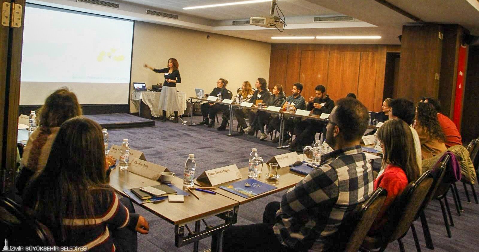 Büyükşehir Dayanışma Noktaları’nı uluslararası ortak akılla geliştiriyor