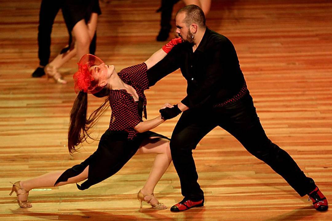 "Bir Aşk Hikayesi Müzikali" sahne diyecek