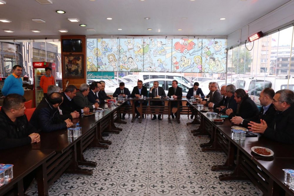 Mahir Ünal, İzmir'deki Hemşehrileriyle Buluştu