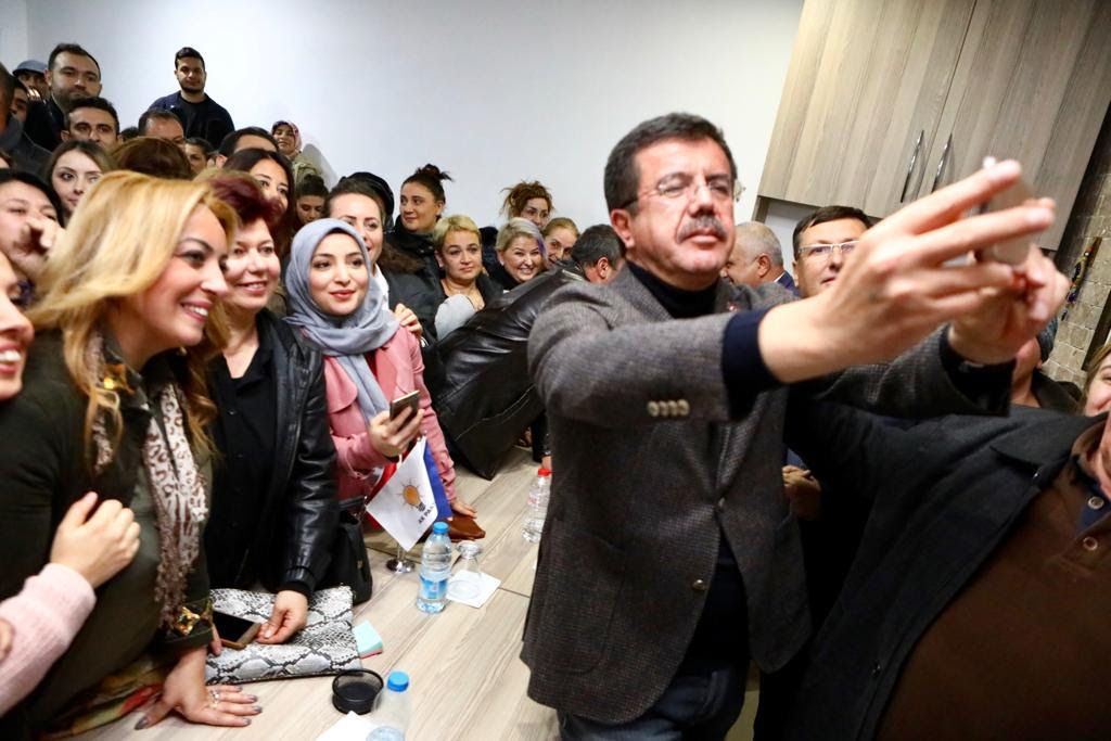 Zeybekci: Kazanan İzmir olacak