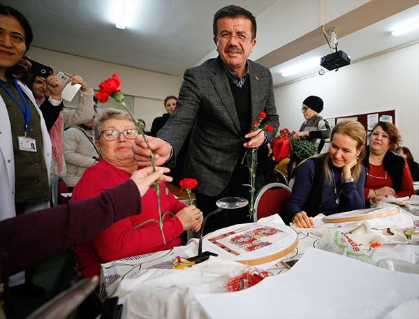 Zeybekci'den Zübeyde Hanım'ın mezarına ziyaret