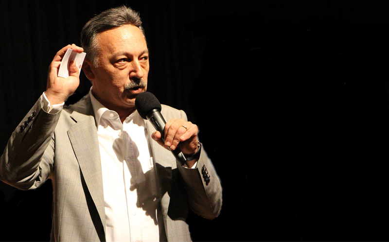 İzmir'in iki ilçesinde ittifak sancısı