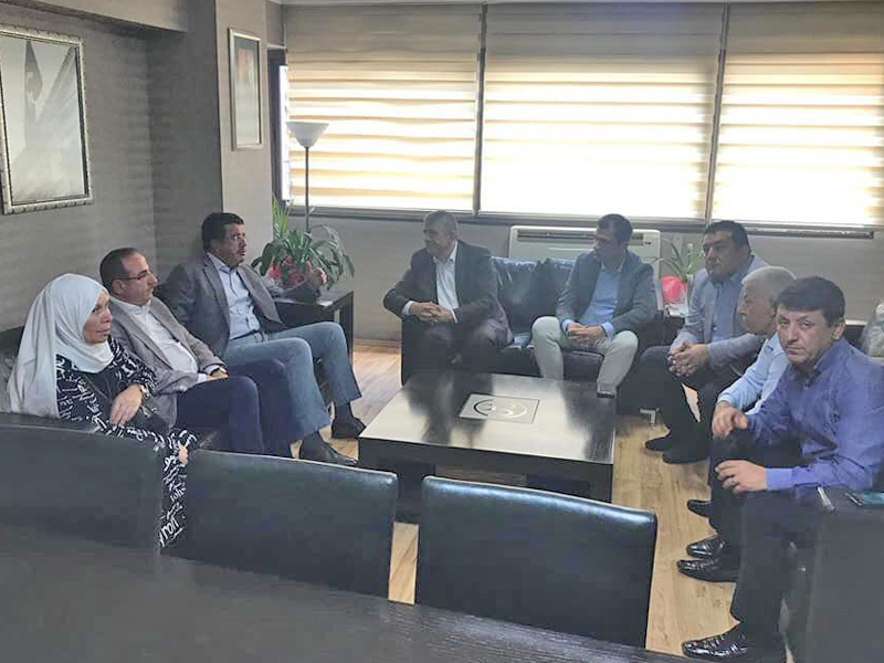 Zeybekci'den MHP İzmir İl Başkanlığı'na sürpriz ziyaret