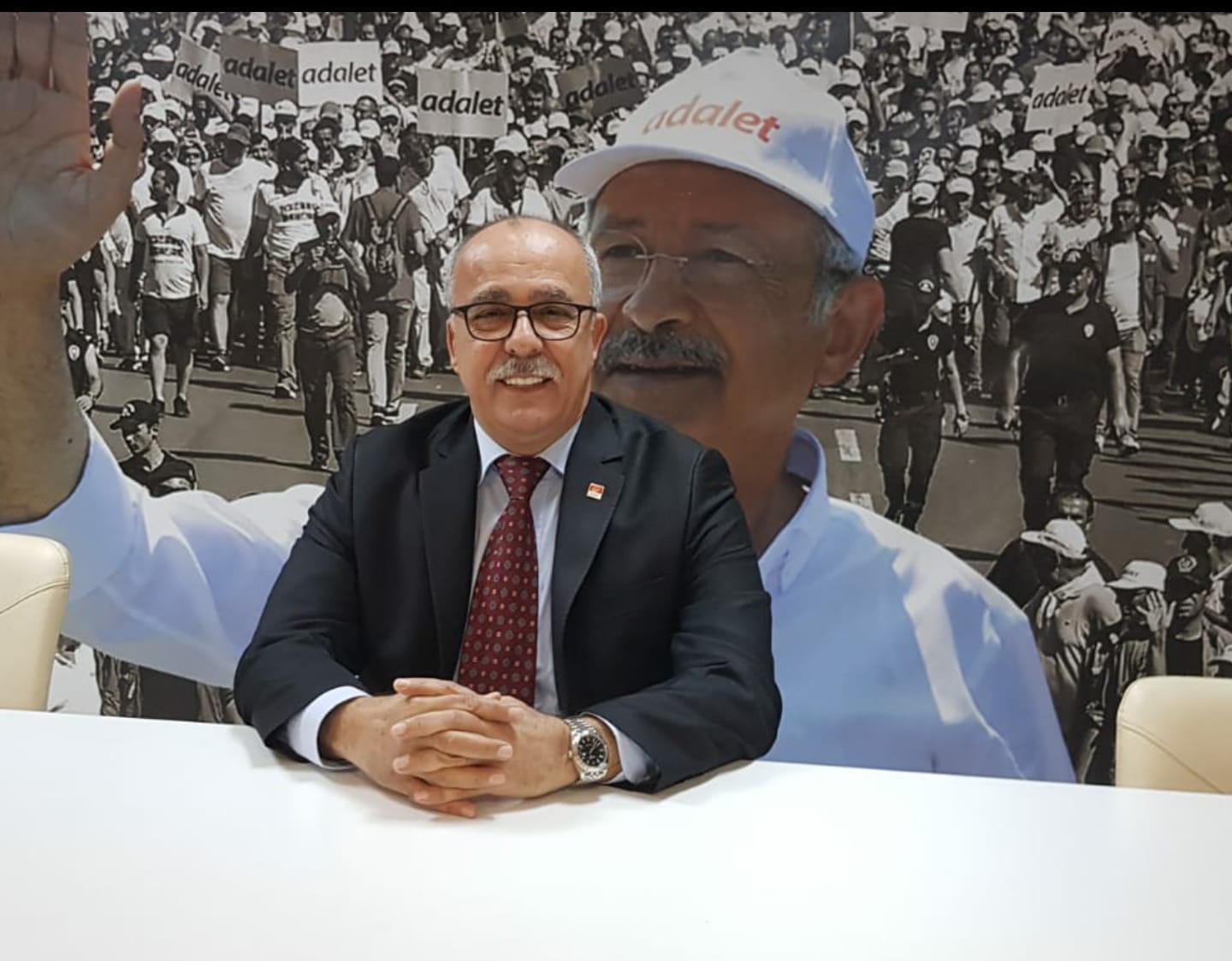 Yücel'den yönetimde rotasyon