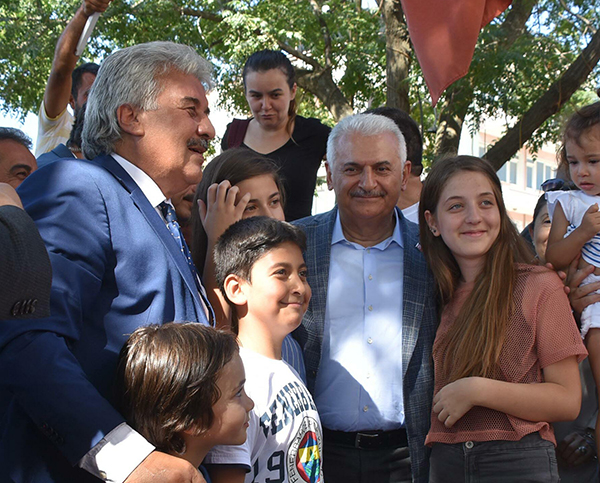 Yıldırım'a sevgi seli... O aileye verdiği sözü tuttu