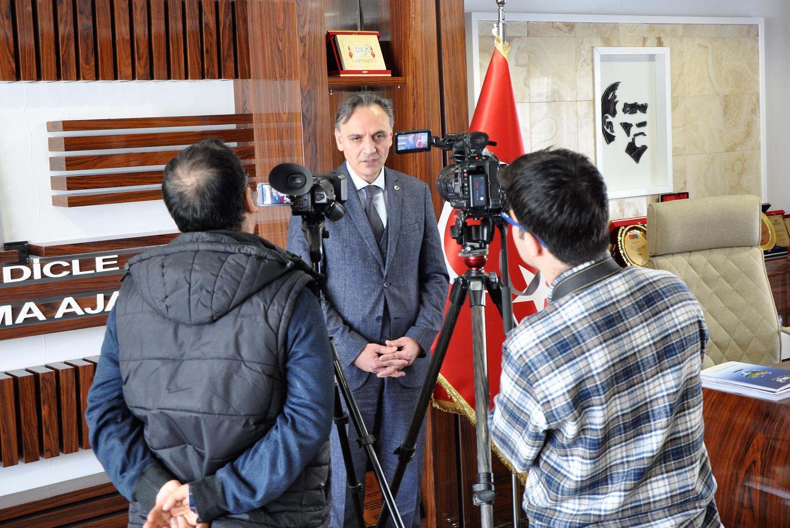 Savur’da Tekstil Yatırımına 2500 Kişilik İstihdam Çağrısı