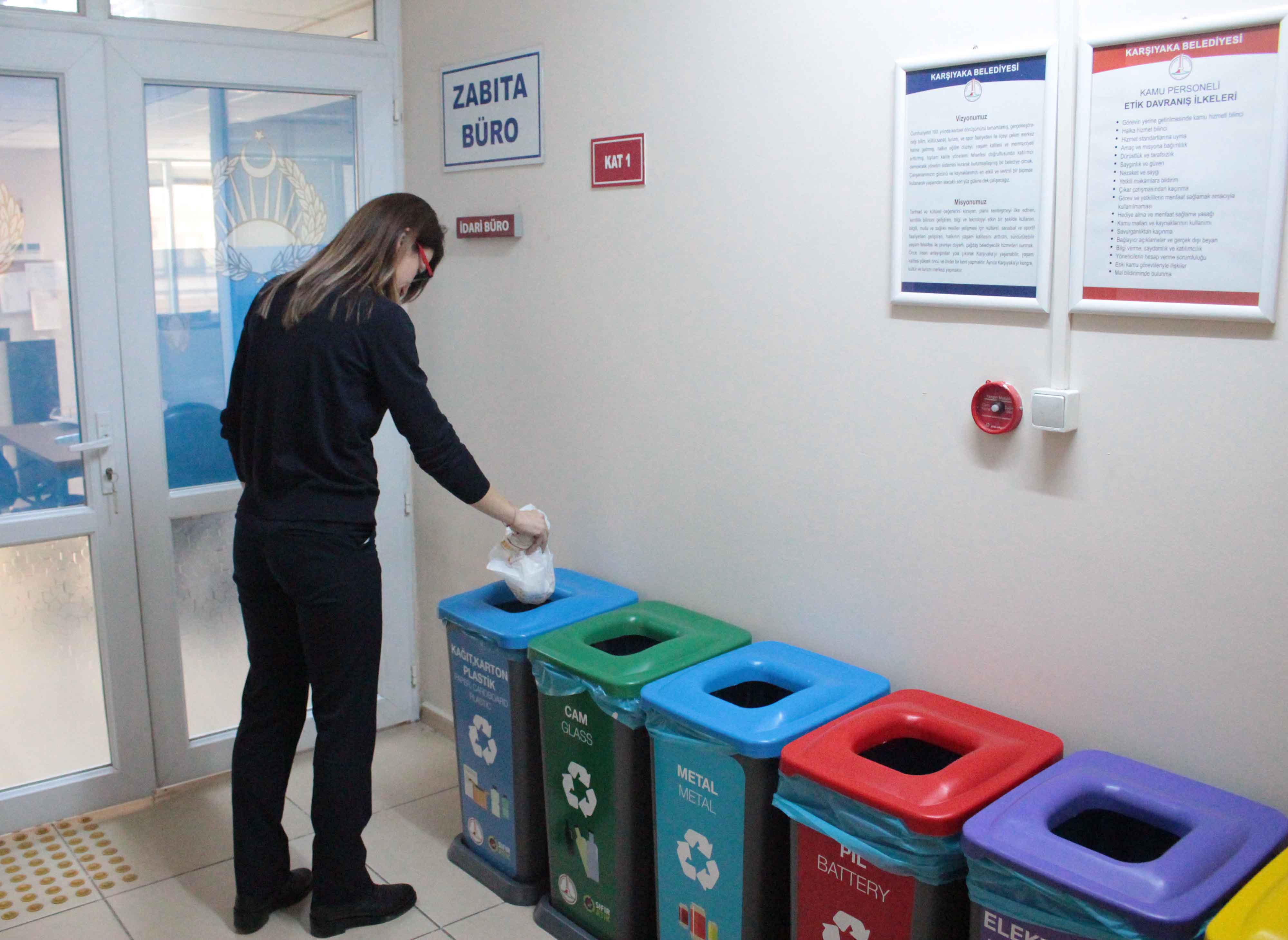 İzmir’de bir ilk: Sıfır Atık Belgesi Karşıyaka’nın oldu!