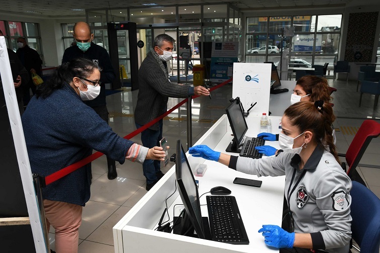 Karabağlar Belediyesi’nden salgına karşı yeni önlemler