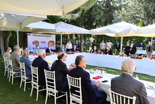 İzmir Valiliği'nin Dünya Kahvaltı Günü etkinliği