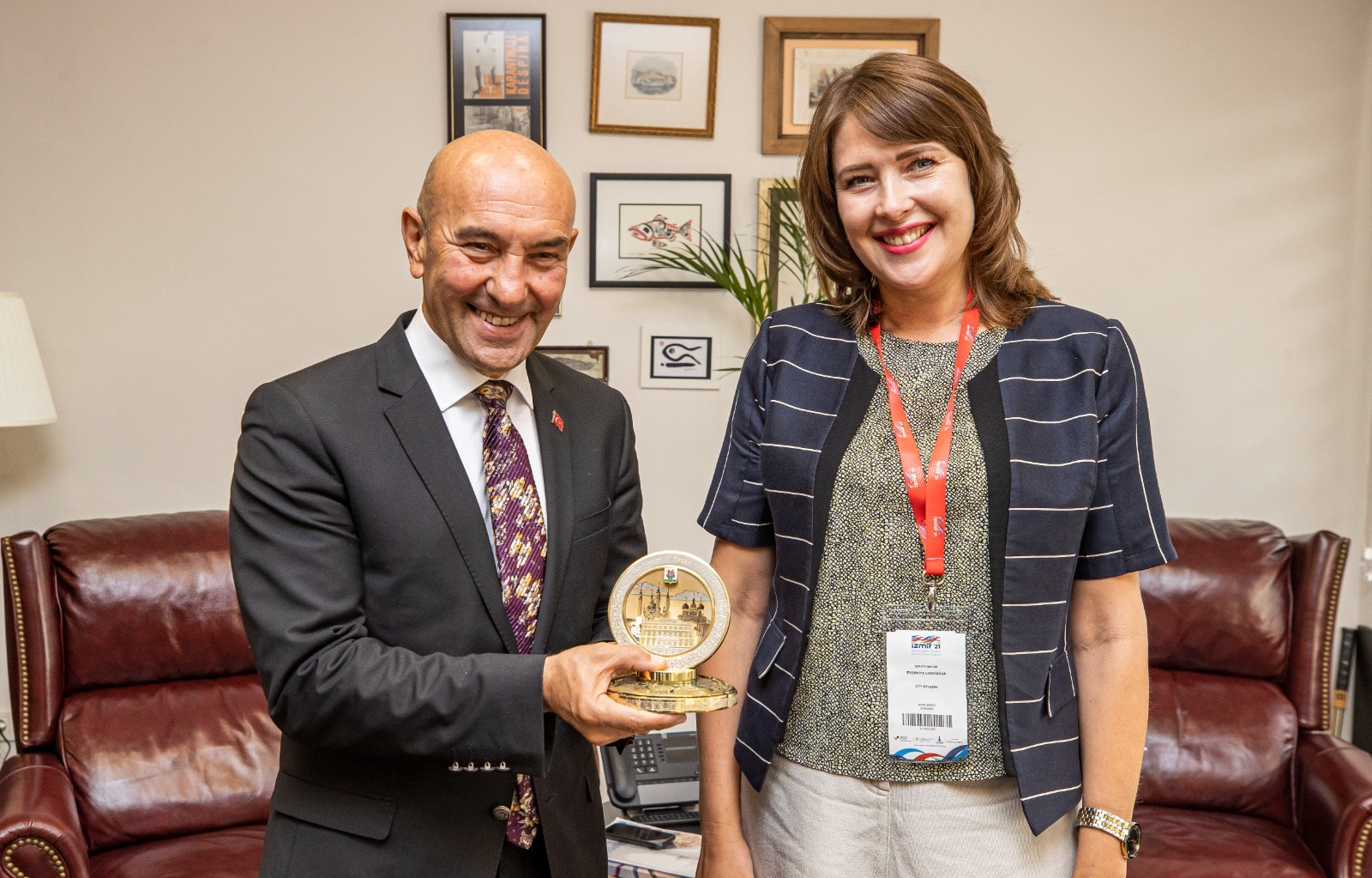 Başkan Soyer uluslararası Kültür Zirvesi’nin konuklarıyla bir araya geldi