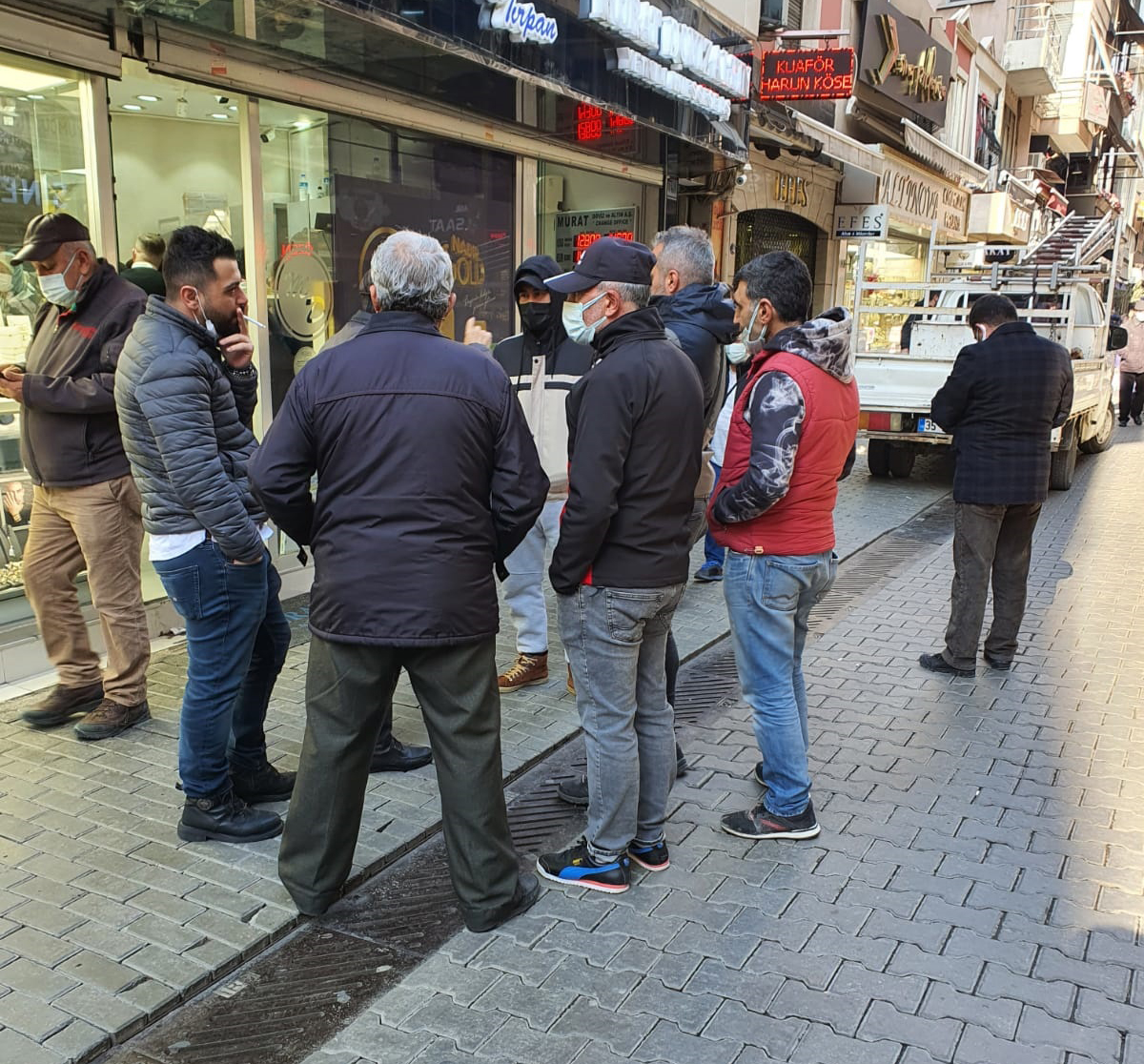 Salih Erkek Yazdı...