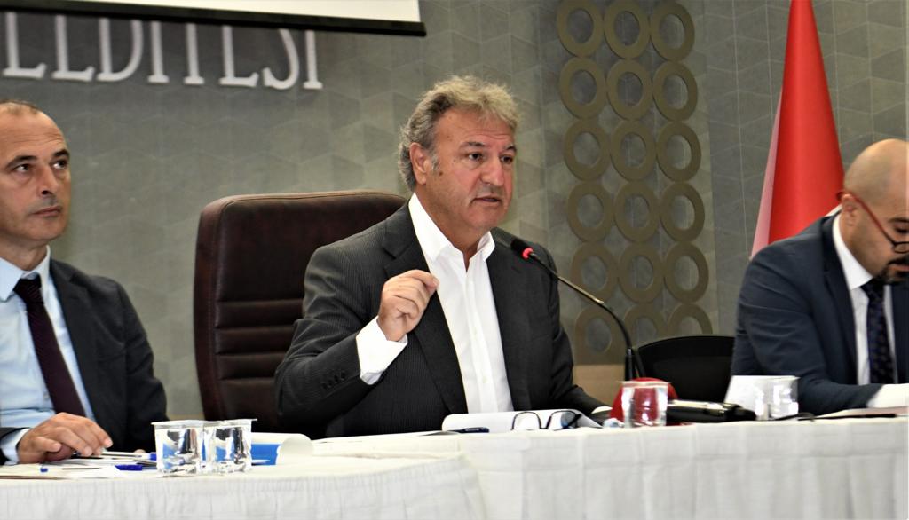 Başkan İduğ'dan çarpıcı bütçe mesajları: 30 ilçeye bakın...