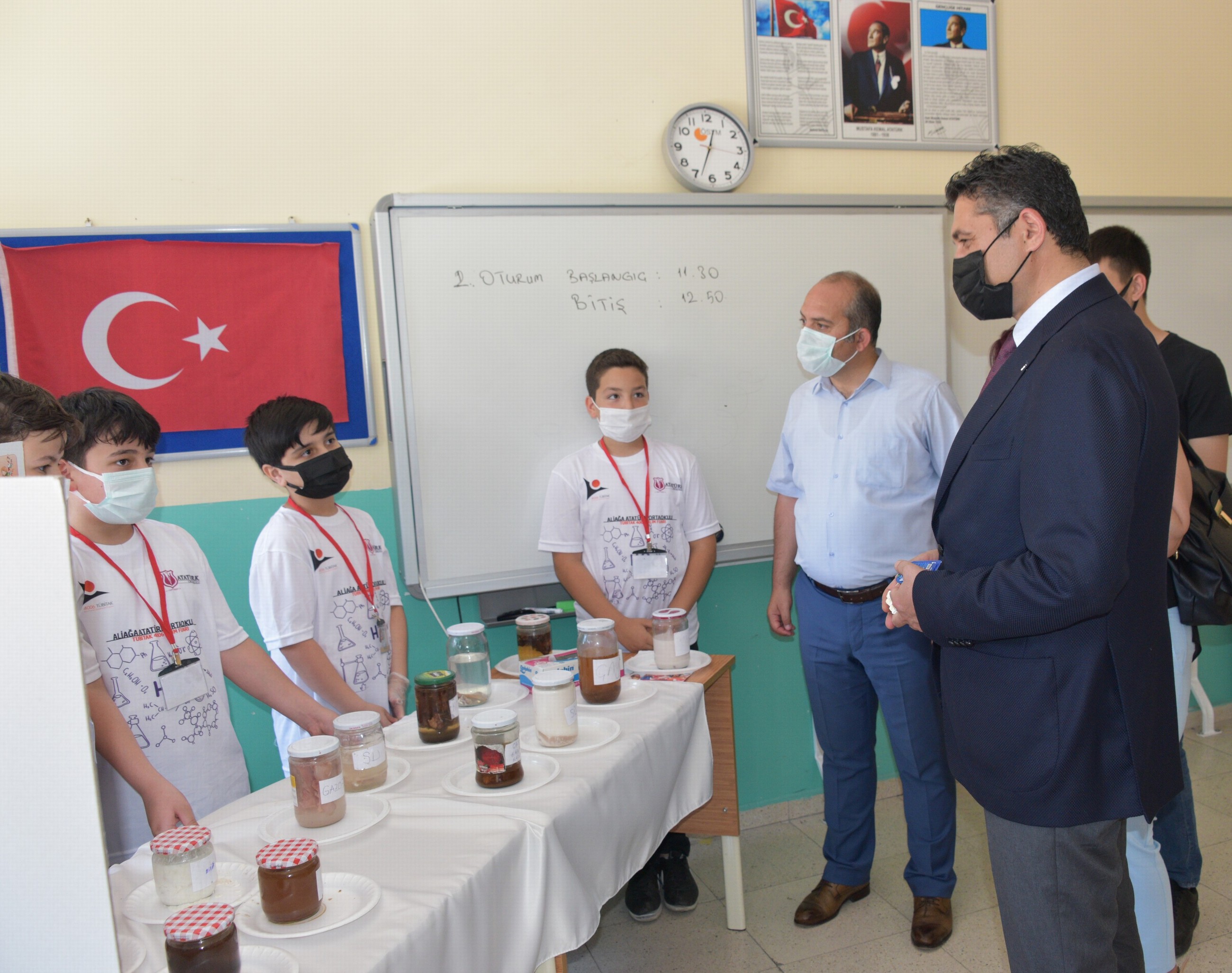 Atatürk Ortaokulu’nda TÜBİTAK 4006 Bilim Fuarı