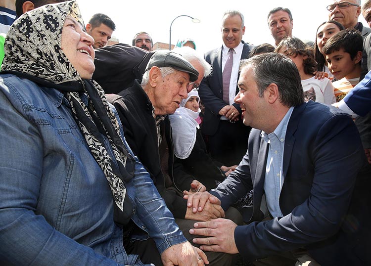 Yeşilbağlar yeni bir parka daha kavuştu