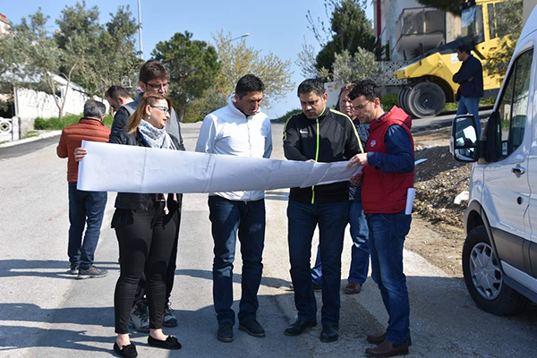 Aliağa’da asfalt seferberliği