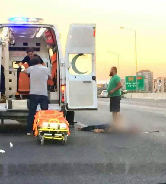 İzmir'de motorsiklet yarışçısının feci sonu: Kontrolü kaybedince...