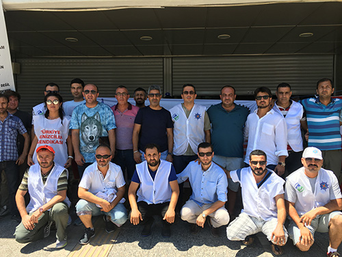 İZDENİZ grevi İzmir ulaşımını vurdu