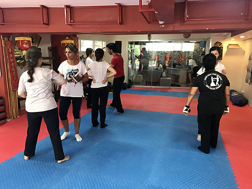 Bu kadınlara 'dokunan' yandı