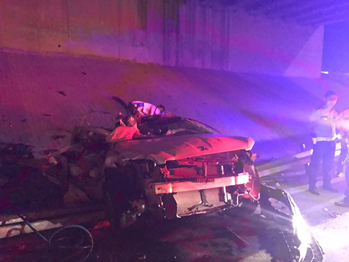 Kontrolden çıkan otomobil alt yola uçtu: 2 ölü, 1 yaralı