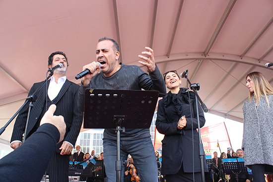 İzmir'de binler “Ata'ya Saygı Yürüyüşü”nde