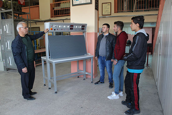 Altın' gibi okul öğrenci arıyor