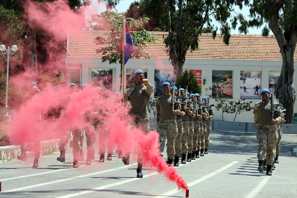 Foça'da komandolar nefes kesti