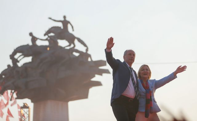 İzmir'de tarihi miting