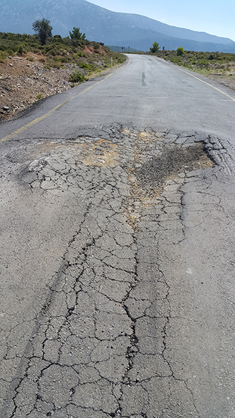 KARABURUN'A BAKAN YOK MU?