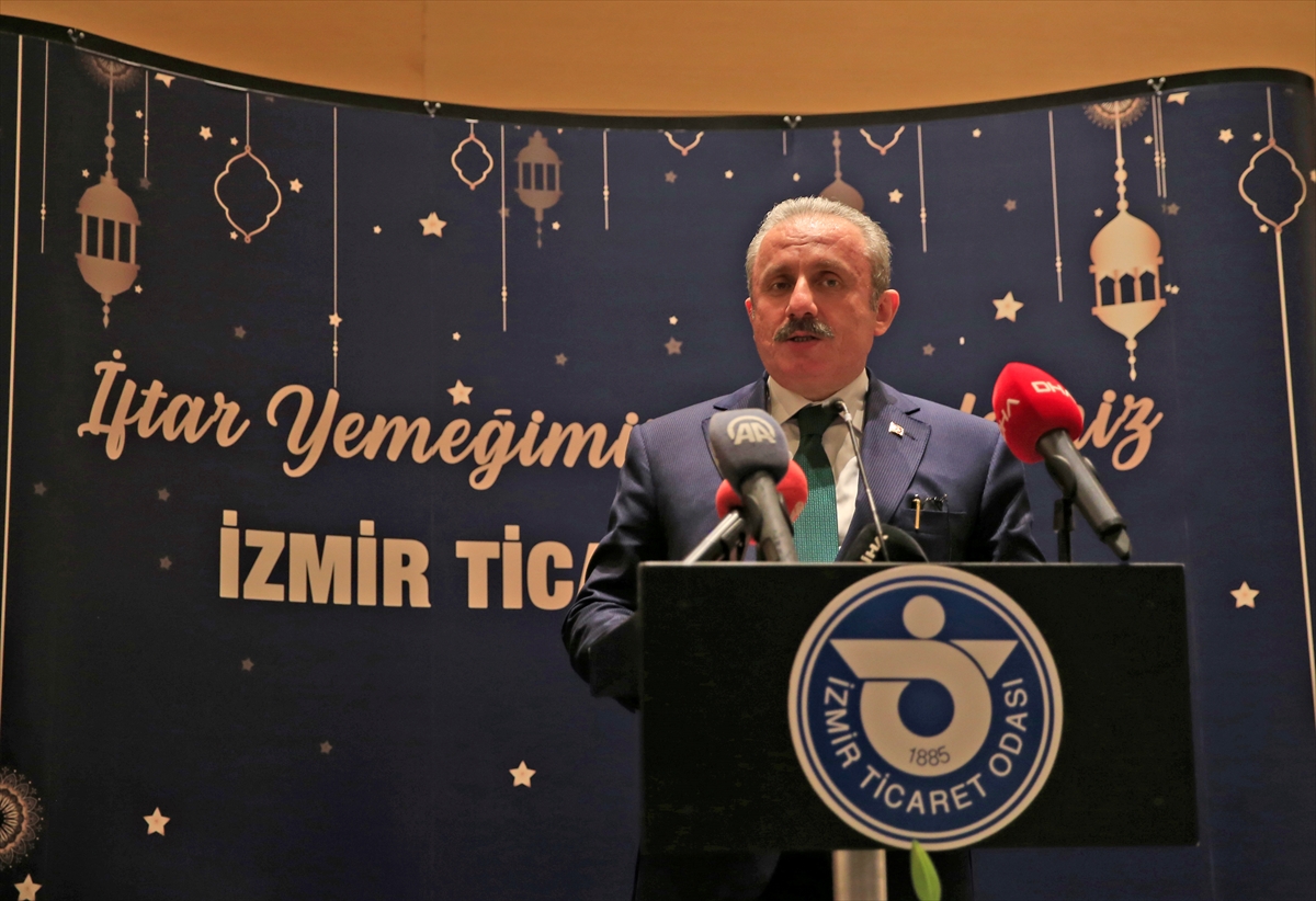 TBMM Başkanı Şentop İzmir'de... Hangi mesajları verdi?