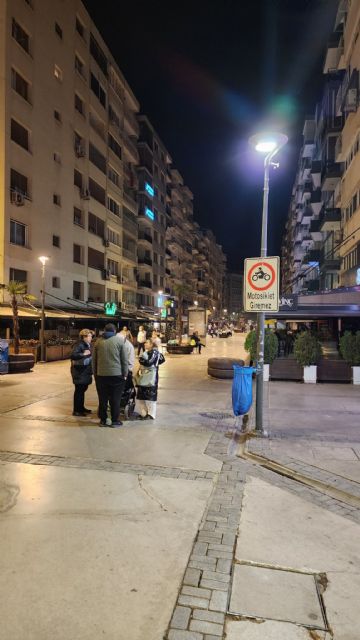 Deprem sonrası vatandaşlar sokağa döküldü! İşte deprem raporu...