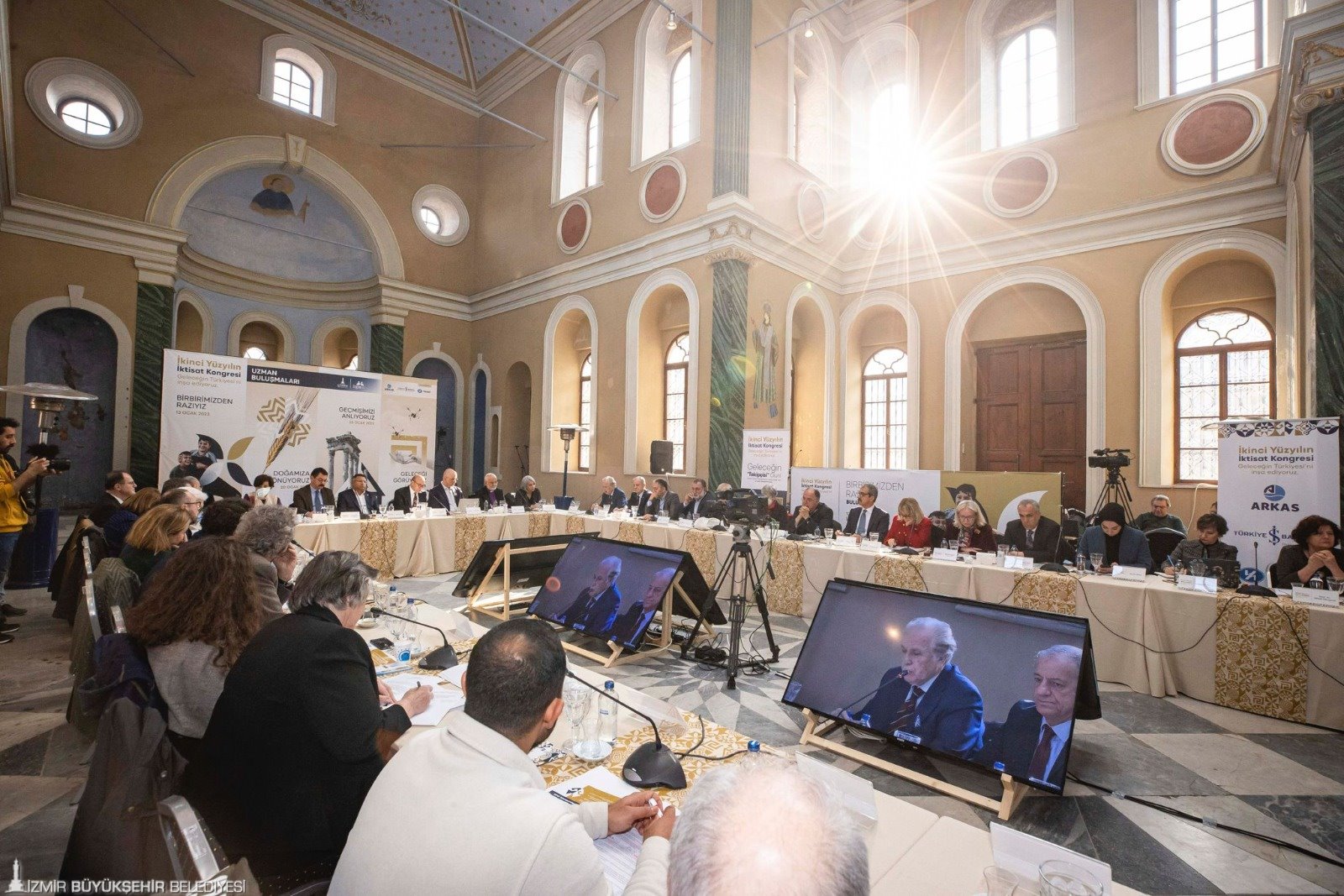 İkinci Yüzyılın İktisat Kongresi 1 yaşında