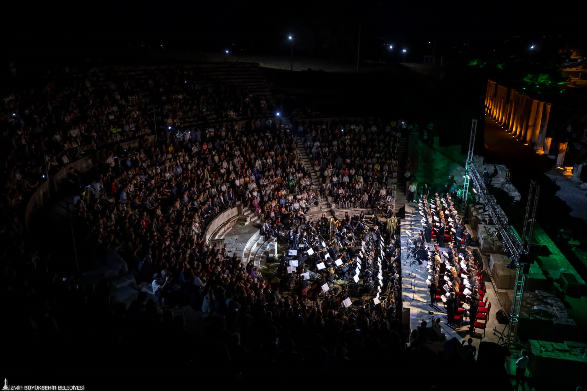 Bergama'daki tarihi gecede Başkan Soyer'den çağrı: “Sunağımızı geri istiyoruz”
