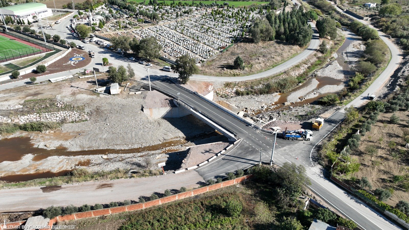 Nif Çayı Köprüsü yenilenerek trafiğe açıldı