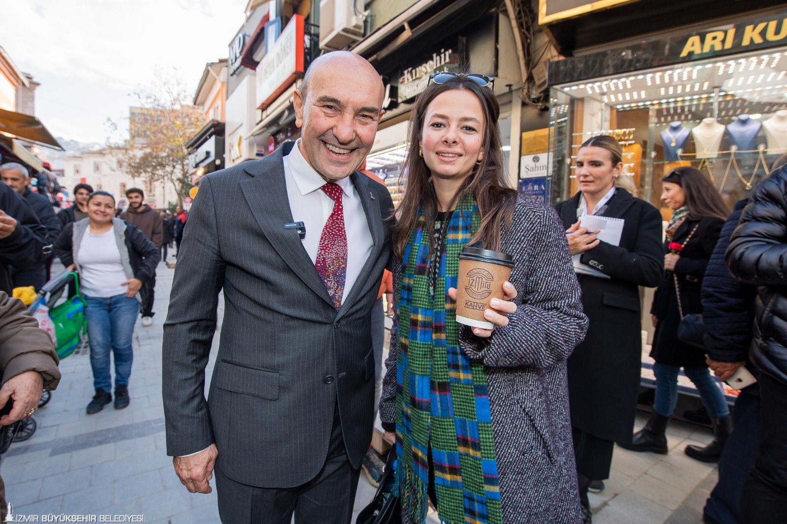 “İzmir yılbaşında bambaşka bir Kemeraltı görecek”