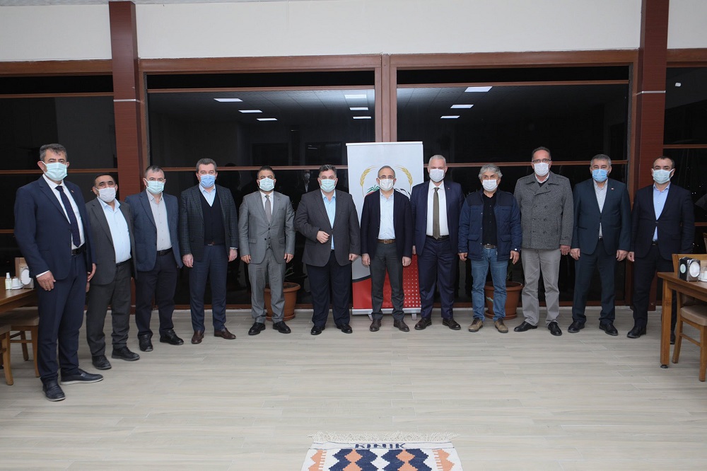 Başkan Sürekli’den Bergama’da esnaf mesaisi