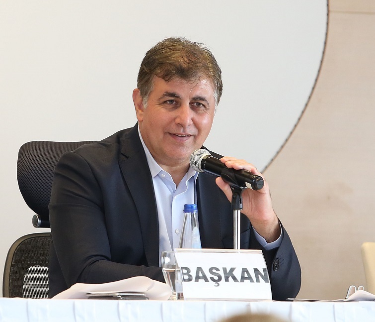 Özuslu’dan Karşıyaka’ya müjde