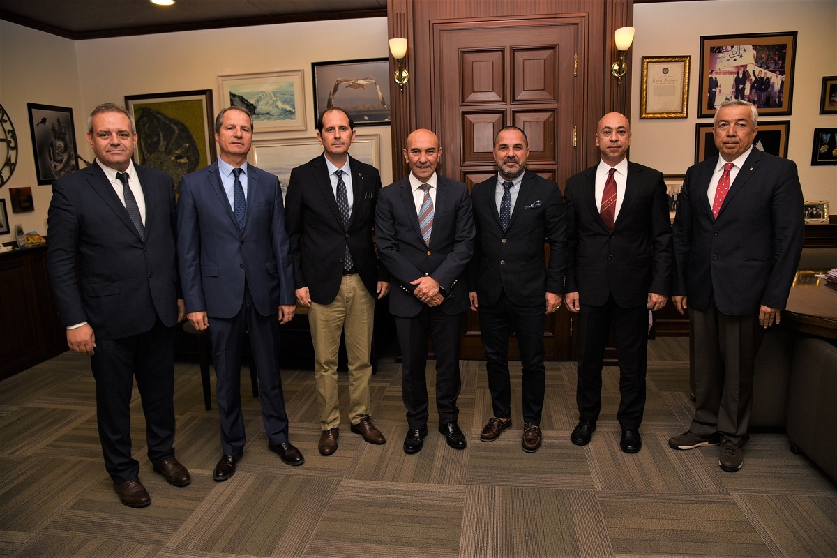 Başkan Soyer'den yüzülebilir körfez açıklaması: En fazla üç yıl içinde...