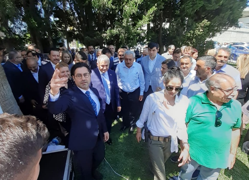 Binali Yıldırım: İzmir'i ve İzmirlileri özledim