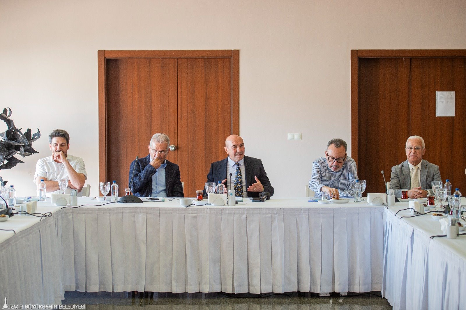 Başkan Soyer’den Kemeraltı çağrısı