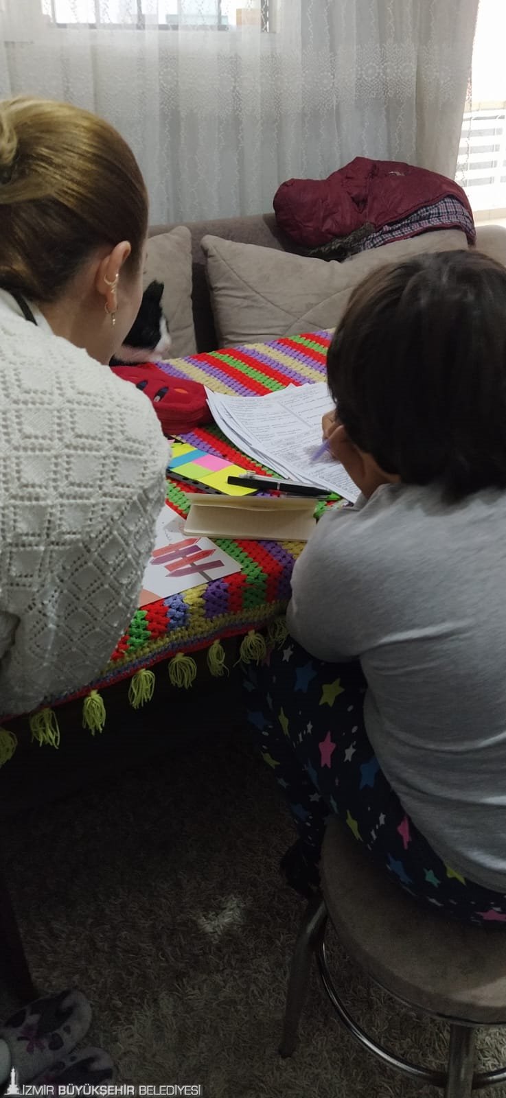 İzmir’in mahallelerinde dayanışma var!