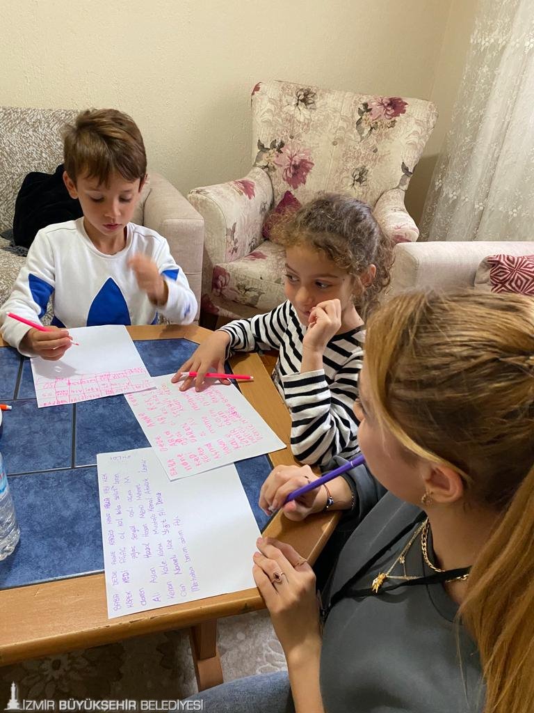 İzmir’in mahallelerinde dayanışma var!