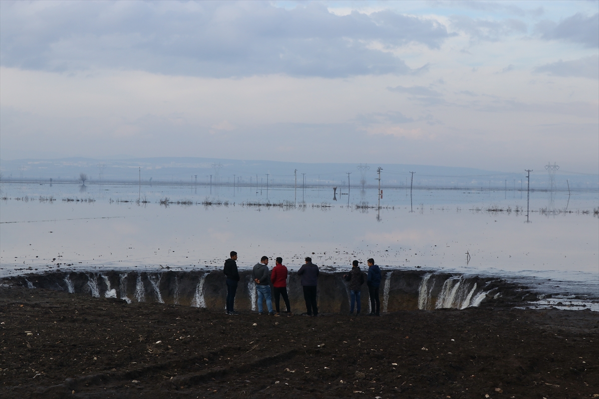 İzmir'de oluşan düdenlere 'jeopark' önerisi