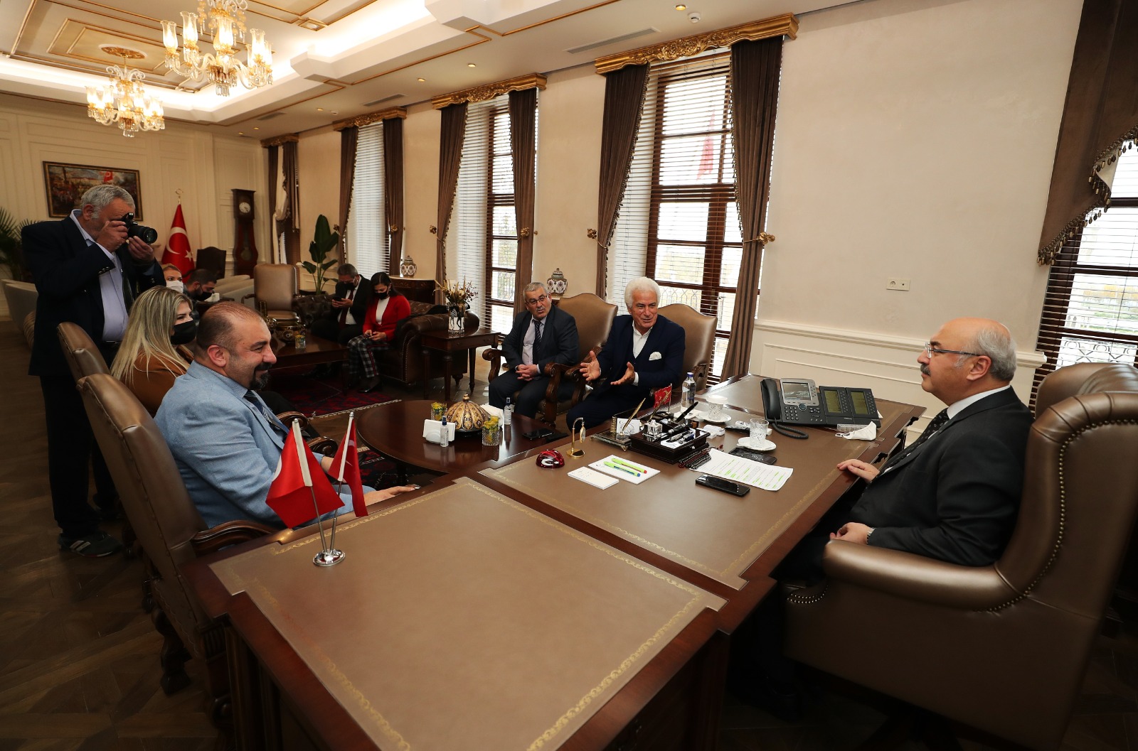 HALKIN VALİSİ DUYARSIZ KALMADI