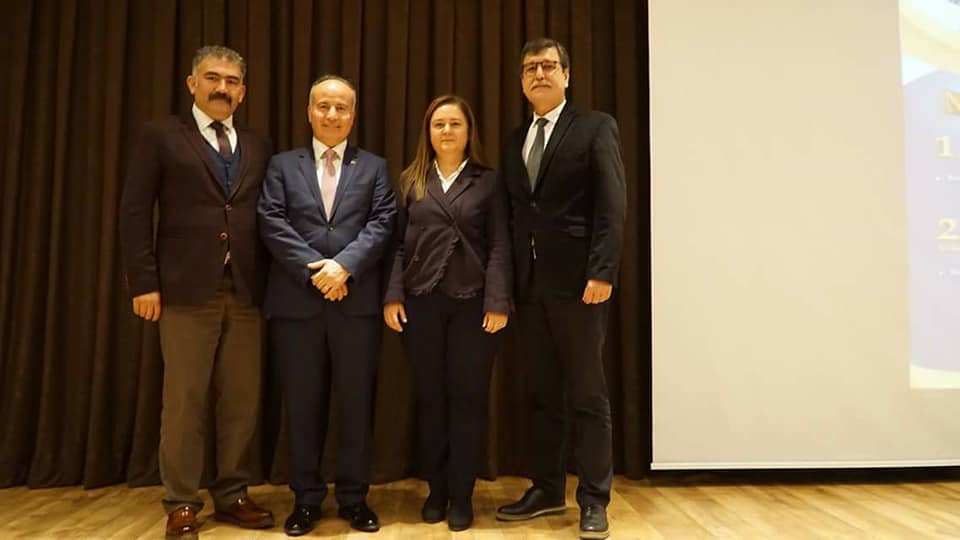 Seminere salon yetmedi...