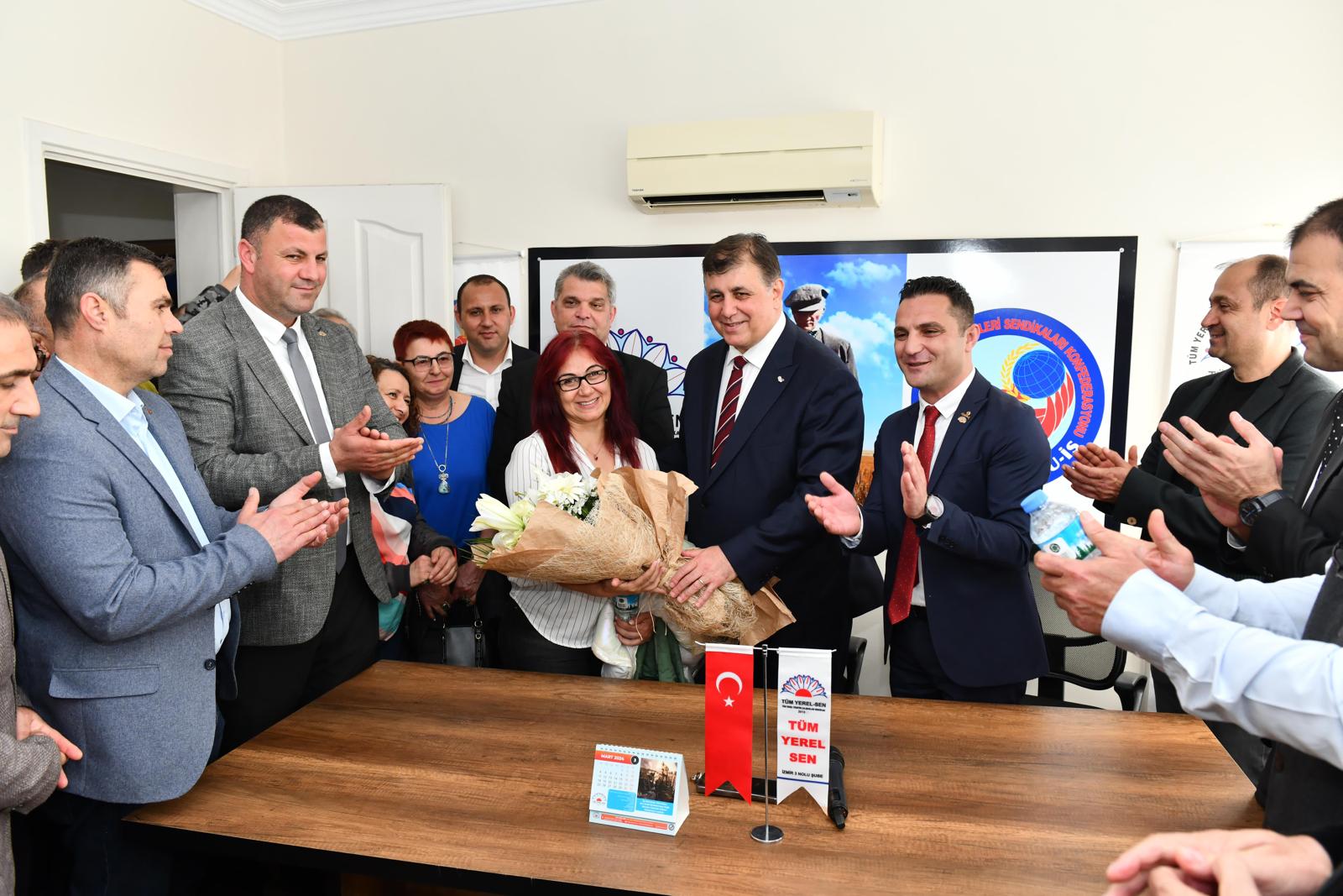 Başkan Cemil Tugay'dan Şehir Hastanesi eleştirisi