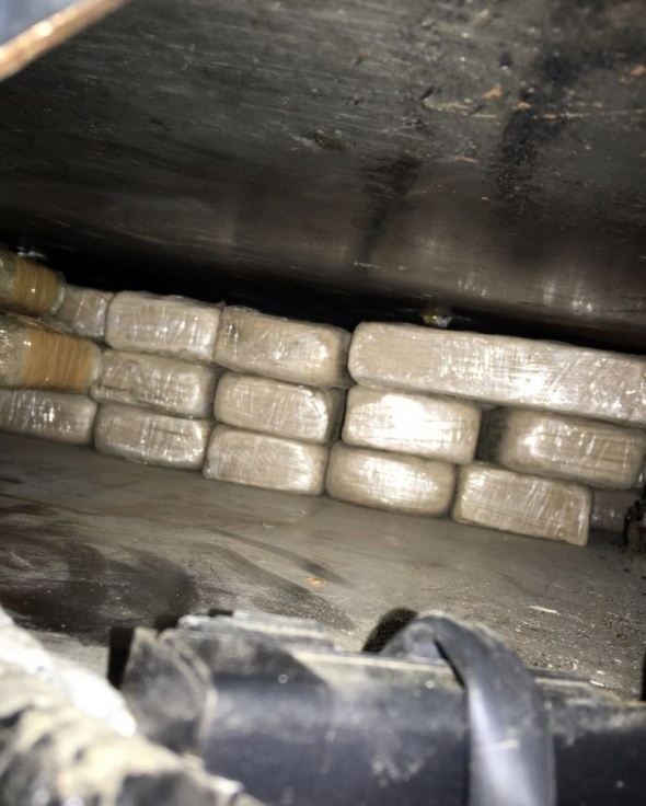 İran plakalı lüks cipin bagajından çıktı! Şok görüntüler..